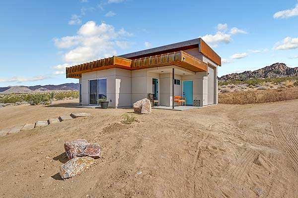 mjt-rust-casita-exterior
