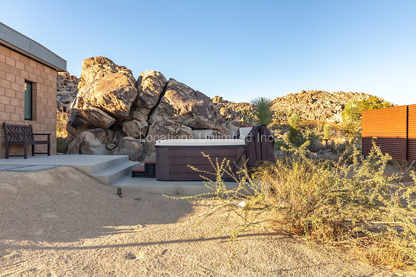 10-Homestead Modern On The Rocks-Large