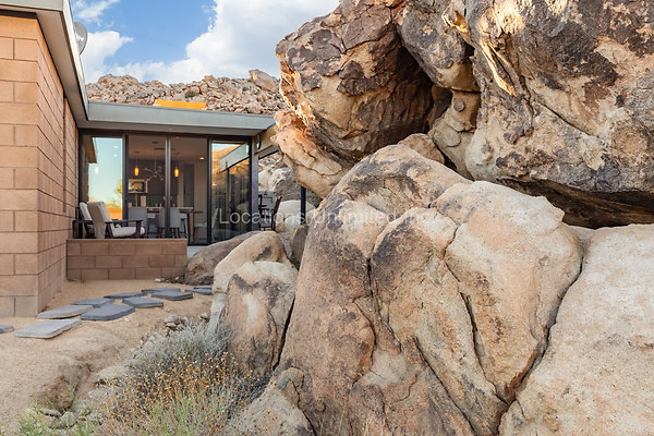 13-Homestead Modern On The Rocks-Large