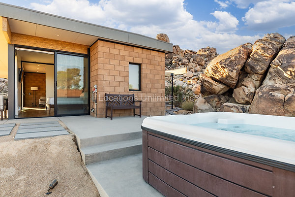 12-Homestead Modern On The Rocks-Large