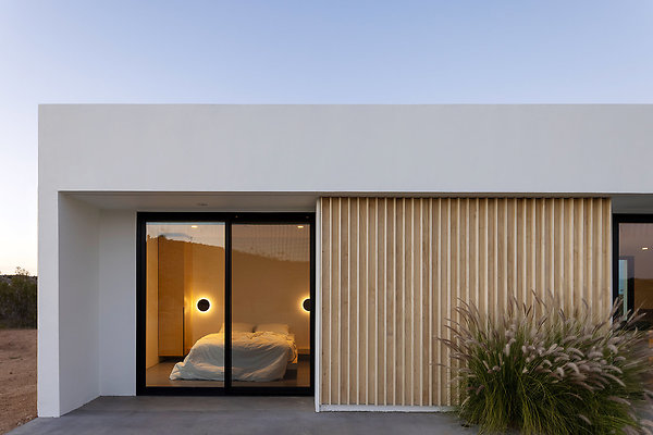 tera-haus house yucca-valley-ca-usa exterior-night-bed-room-1719877804567