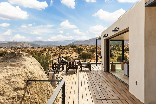 Fieldtrip Whispers Rock 098-Large