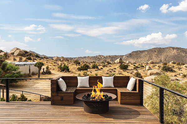 Fieldtrip Whispers Rock 082-Large