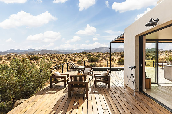 Fieldtrip Whispers Rock 099-Large