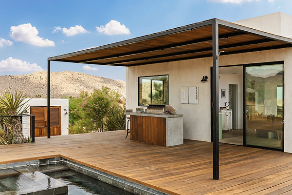 Fieldtrip Whispers Rock 088-Large