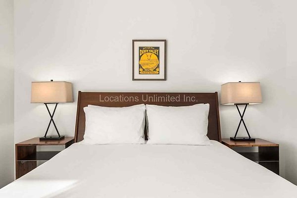 61-Homestead Modern On The Rocks-Large