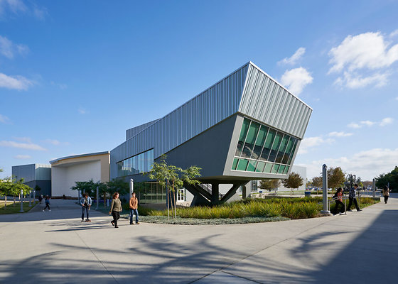 cerritos-community-college-performing-arts-center-2-994x710