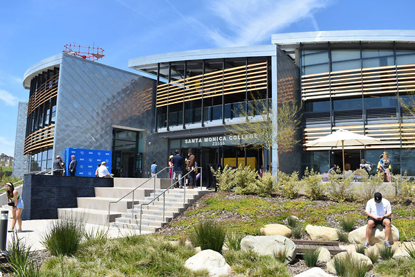 SMC-celbrates-opening-of-new-campus-in-Malibu-6-1024x683