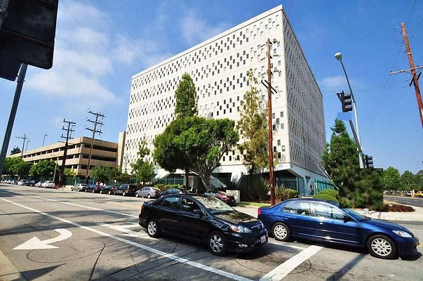 UNIVERSAL-8435-LA-100