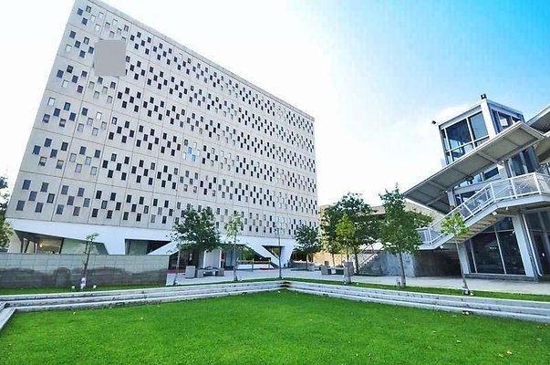 UNIVERSAL-8435-LA-15