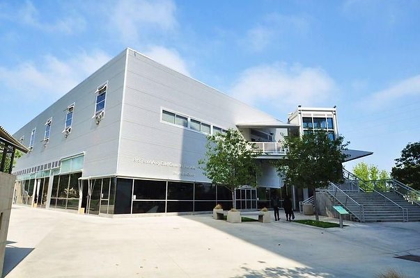 UNIVERSAL-8435-LA-11