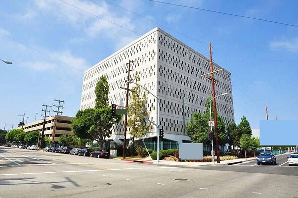 UNIVERSAL-8435-LA-102