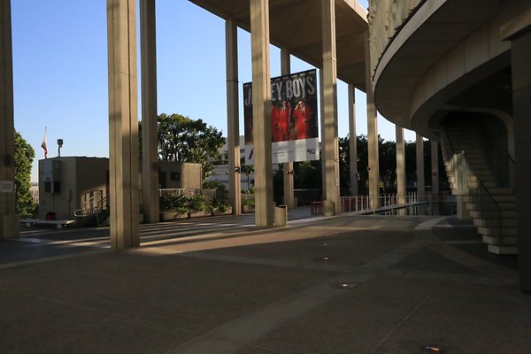 Ahmanson - 60