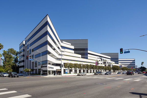 15821VenturaBlvd-EncinoTerrace Exterior-03