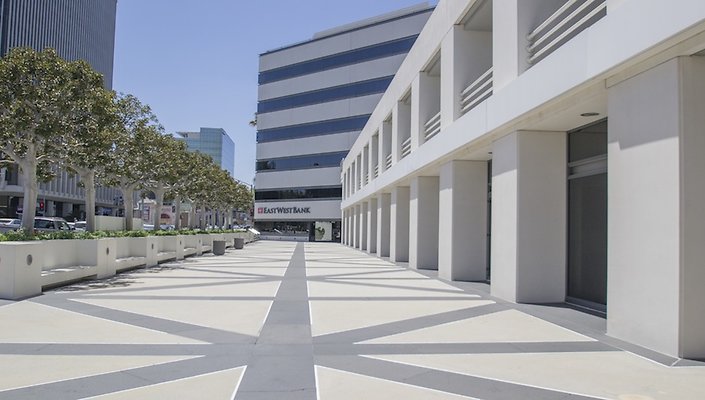 Encino-Terrace-Exterior-08-1