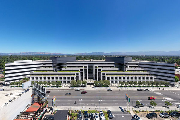 15821VenturaBlvd-EncinoTerrace Exterior-02