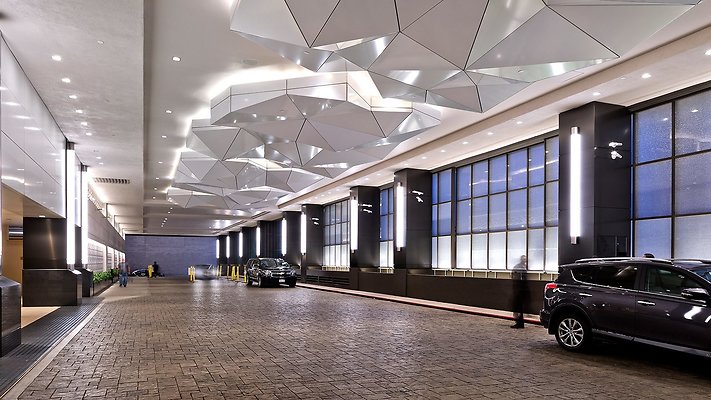 Hilton-2-1920x1080  x