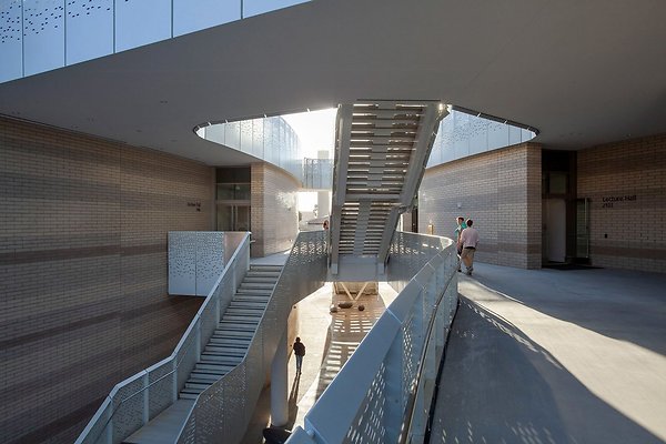 learning-pavilion-ucsb-lmn-archtitects dezeen 2364 col 22-1704x1136