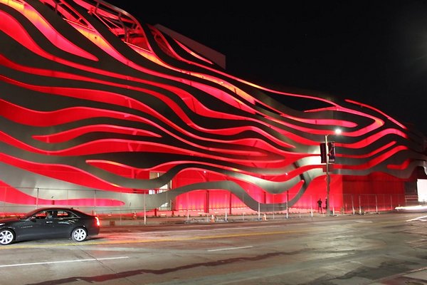 Petersen-Automotive-Museum-