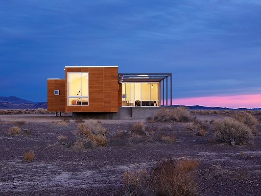 CapEquityModernDesertRetreat2
