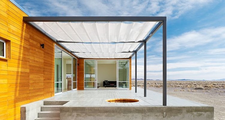 CapEquityModernDesertRetreat3