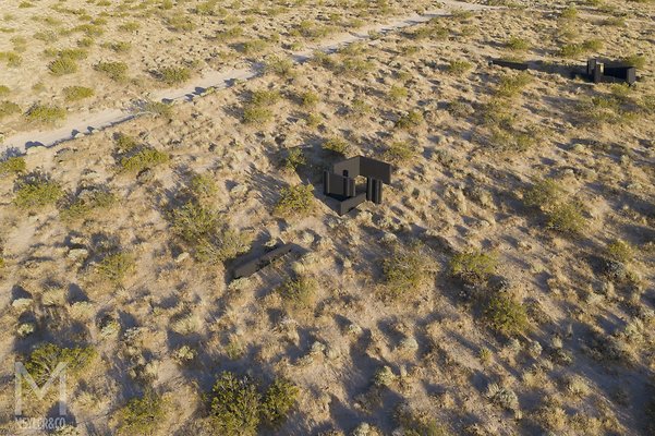 meyler 3682 141 - A-Z West, Joshua Tree, CA | Andrea Zittel