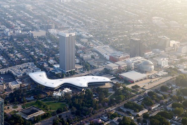 david-geffen-galleries-lacma-los-angeles-peter-zumthor dezeen 2364 col 2-1704x1137