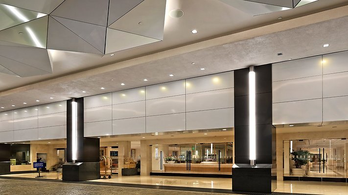 Hilton-1-1920x1080 x