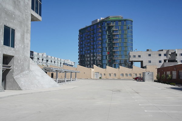 wrapper-bldg-048