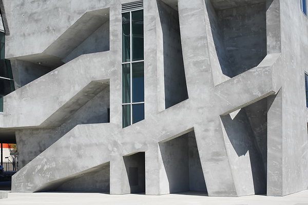 wrapper-bldg-052