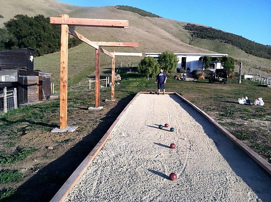 153866438155467 221943589 o