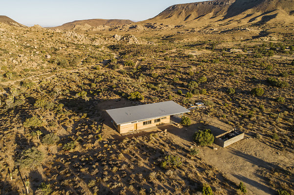 cowboy-modern-desert-eco-retreat-in-pioneertown-by-jeremy-levine-design12 cowboy-modern-desert-eco-retreat-in-pioneertown-by-jeremy-levine-design12