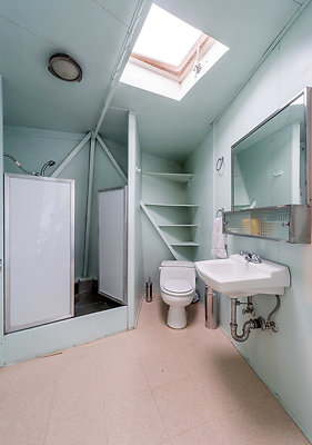 2D&apos;Angelo+Aluminum+House DSC2128