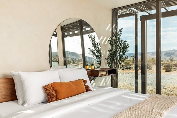 35-The CoHost 3D Prinetd Studios-Large