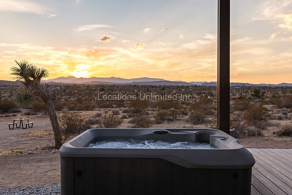 56-The CoHost 3D Prinetd Studios-Large