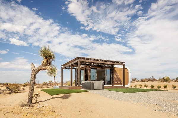 59-The CoHost 3D Prinetd Studios-Large