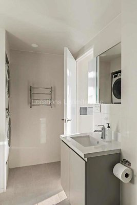 82-The CoHost 3D Prinetd Studios-Large