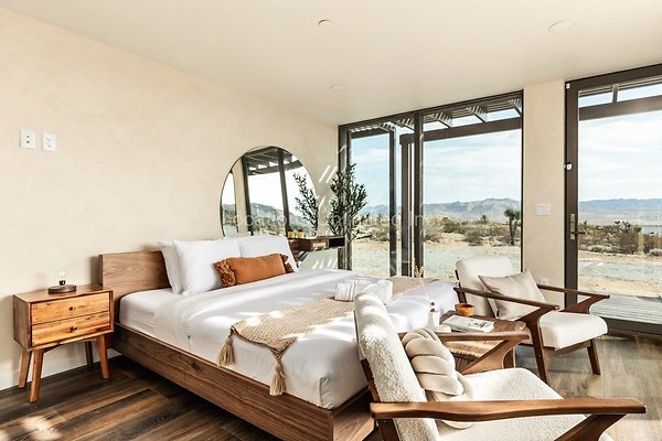 24-The CoHost 3D Prinetd Studios-Large