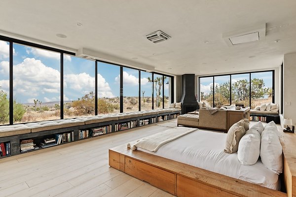 Fieldtrip Whispers Rock 045-Large