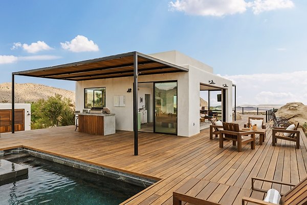 Fieldtrip Whispers Rock 051-Large