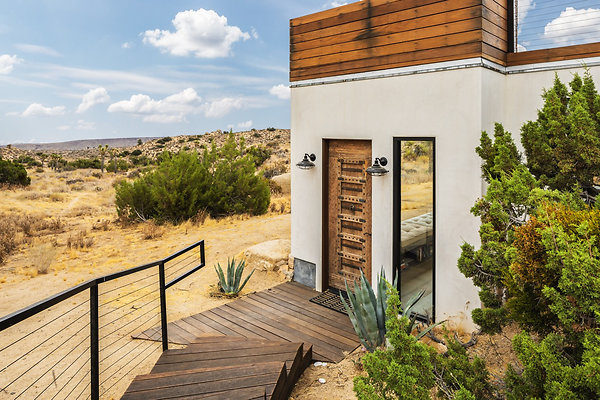 Fieldtrip Whispers Rock 030-Large