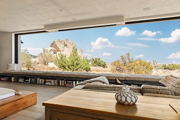 Fieldtrip Whispers Rock 039-Large