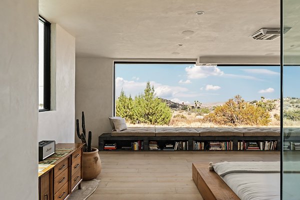 Fieldtrip Whispers Rock 040-Large