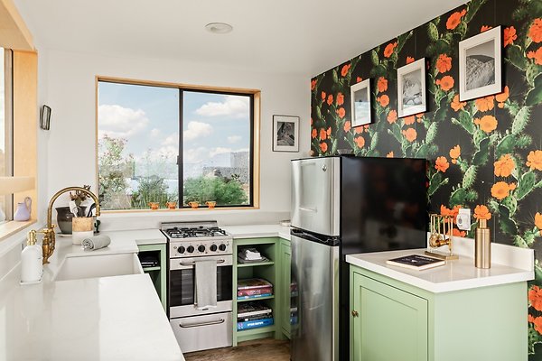 Fieldtrip Whispers Rock 062-Large