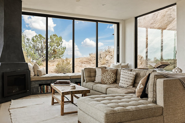 Fieldtrip Whispers Rock 047-Large