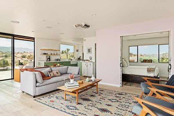 Fieldtrip Whispers Rock 059-Large