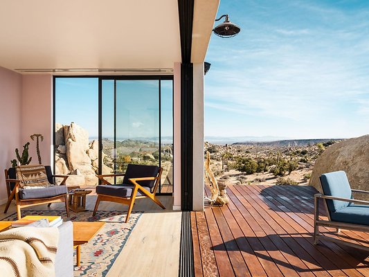 636534506308580064-Wakanda-Living-3