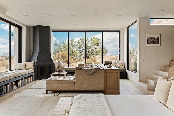 Fieldtrip Whispers Rock 044-Large