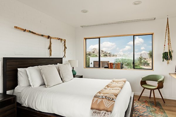 Fieldtrip Whispers Rock 070-Large