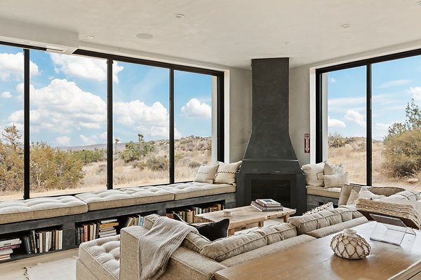 Fieldtrip Whispers Rock 049-Large